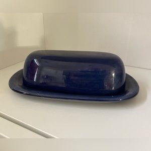 POTTERY BARN BUTTER DISH  SAUSALITO COVERED CERAMIC BLUE GLAZED 8.5" BUTTER DISH